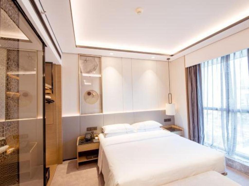 Jinan Silver Plaza Quancheng Hotel Zewnętrze zdjęcie