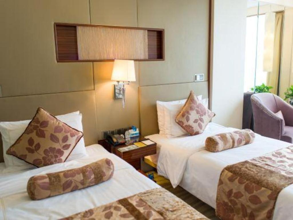 Jinan Silver Plaza Quancheng Hotel Zewnętrze zdjęcie